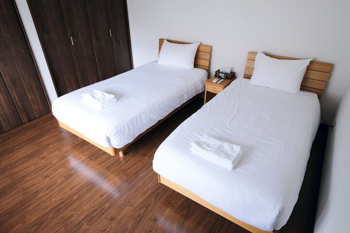 Room 15 of 73