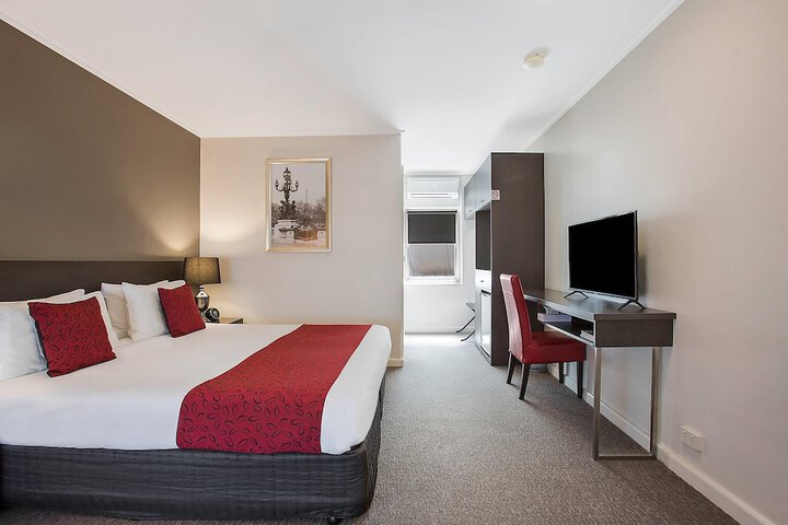 Room 4 of 21