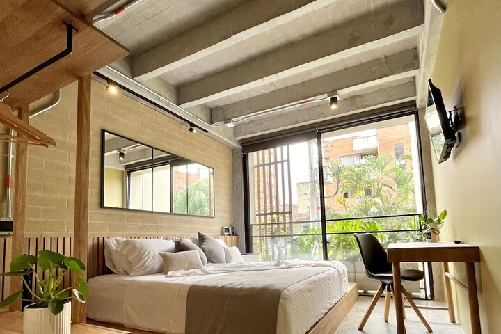 Room 45 of 188