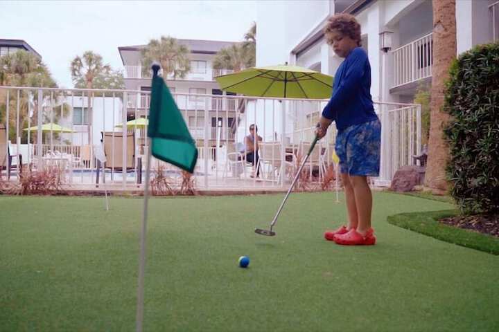 Mini-golf
