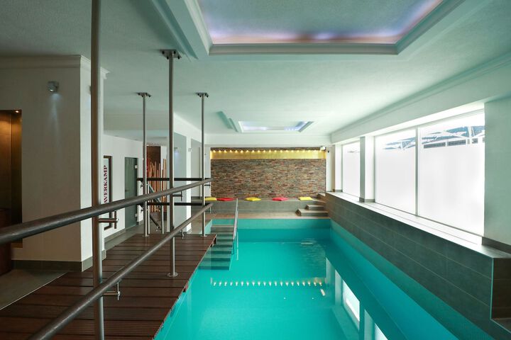 Pool 55 of 93