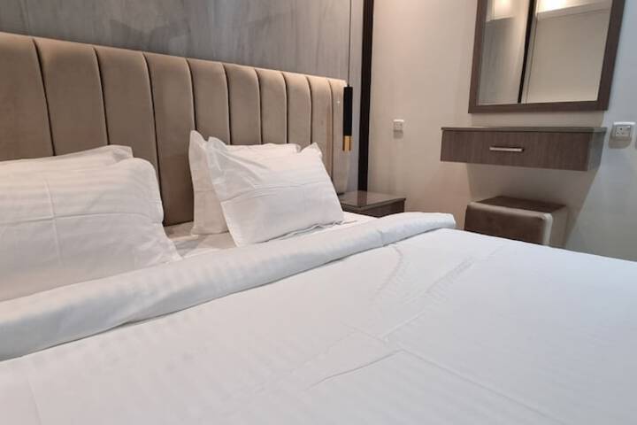Room 19 of 57