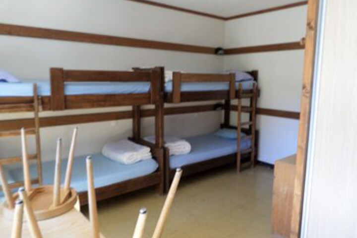 Room 38 of 59