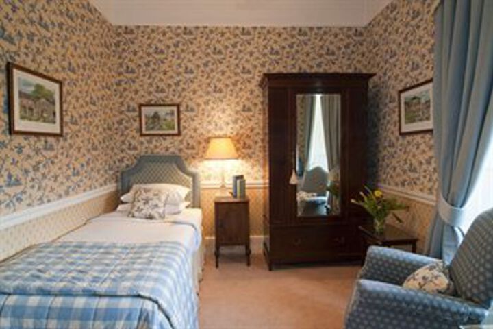 Room 14 of 21