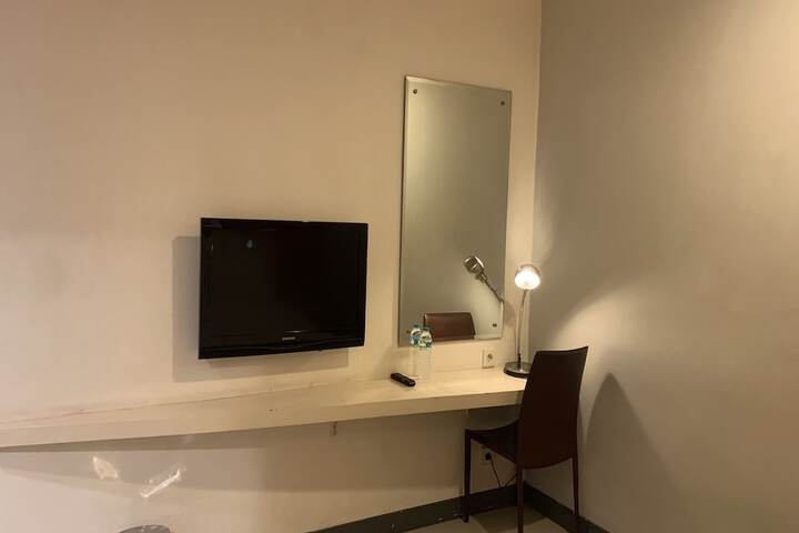 Room 25 of 50
