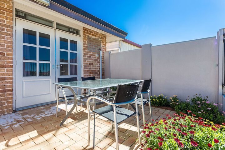 Terrace/Patio 20 of 49