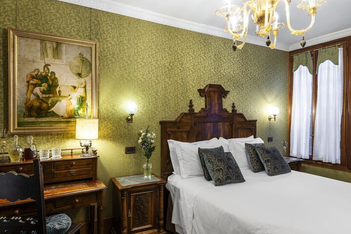 Room 17 of 56