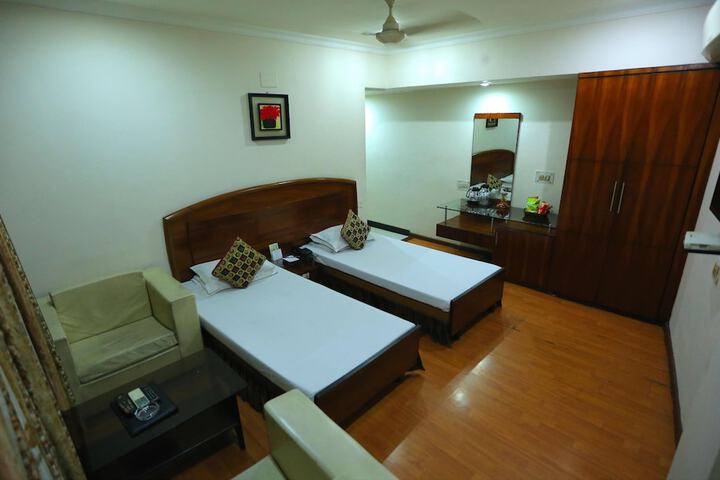 Room 20 of 52