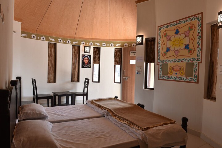 Room 7 of 26