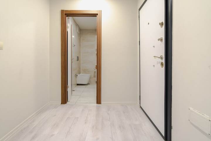 Room 29 of 37