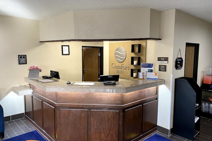 Guest Lobby