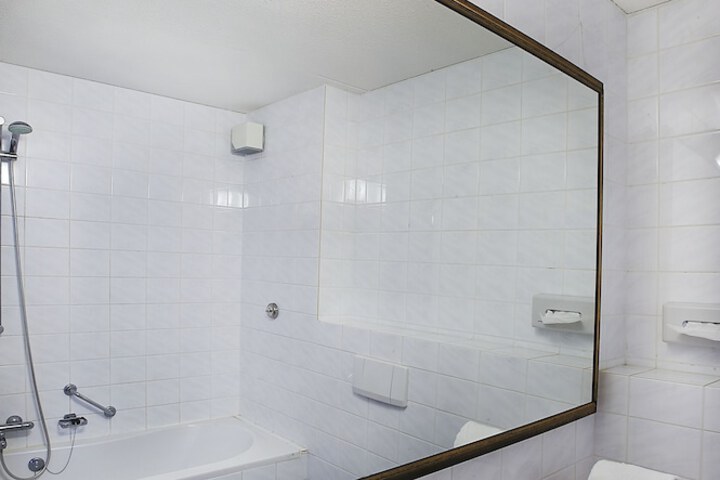 Room 21 of 67