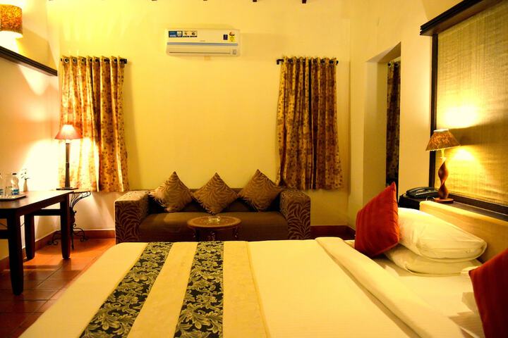 Room 6 of 49