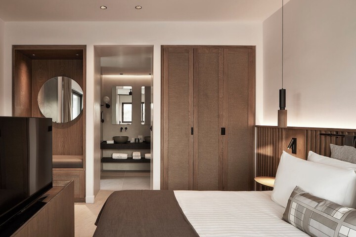 Room 21 of 155