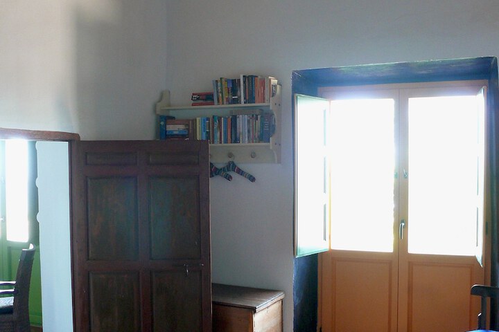 Room 19 of 27