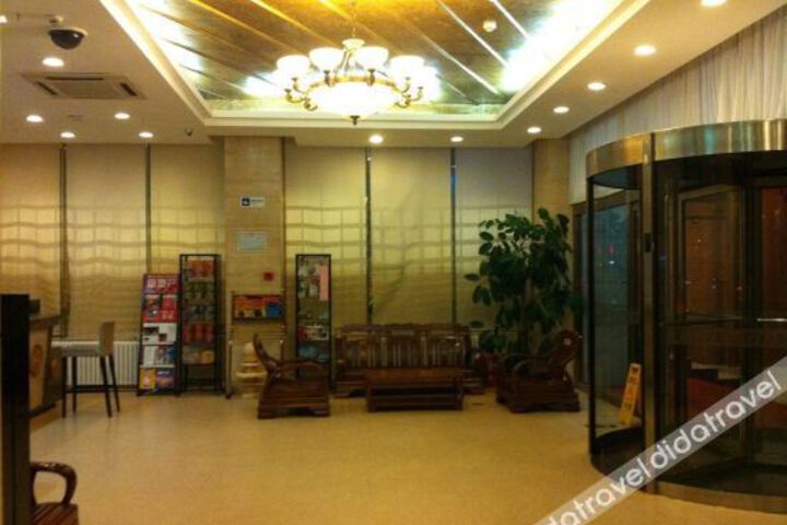 Hotel Interior 9 of 15