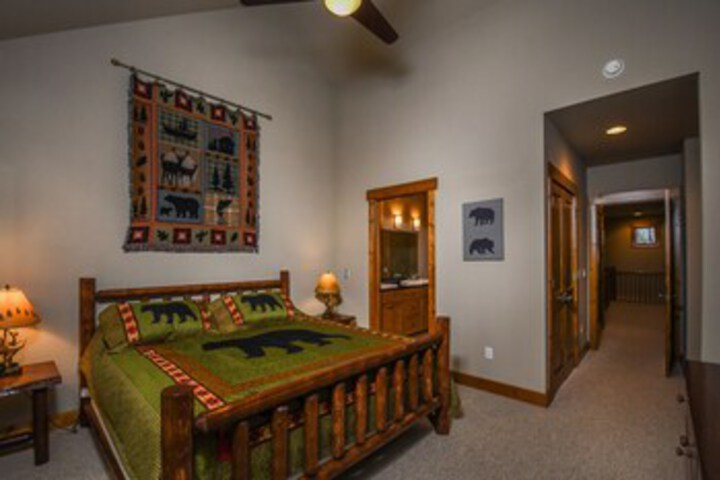 Room 31 of 33