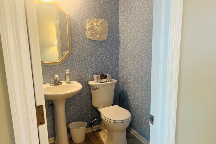 Room 26 of 61