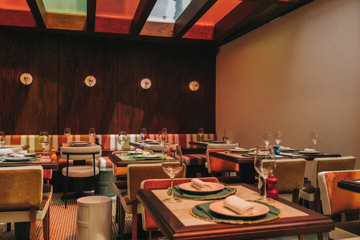 Dining 167 of 186