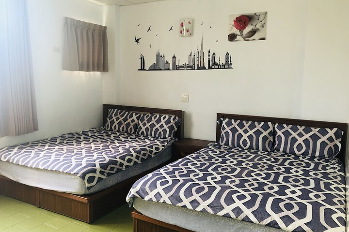 Room 7 of 15