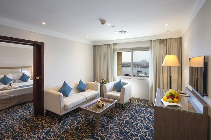Room 9 of 25