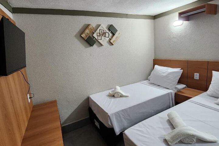 Room 9 of 22