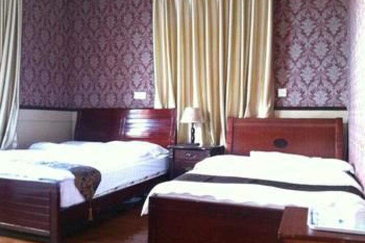 Room 23 of 71