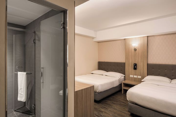 Room 12 of 45