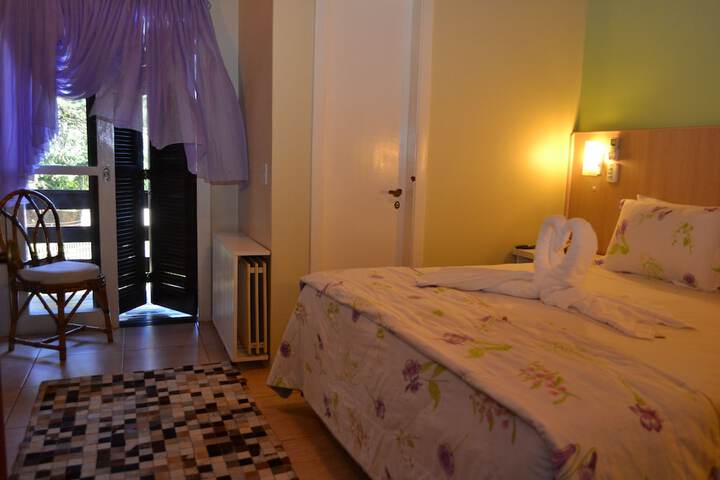 Room 7 of 49