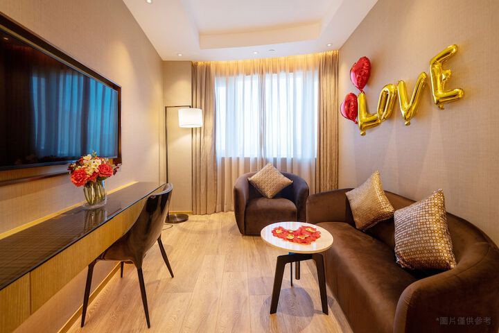 Room 47 of 142