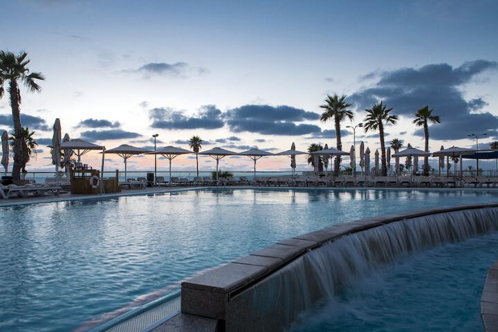Pool 62 of 168