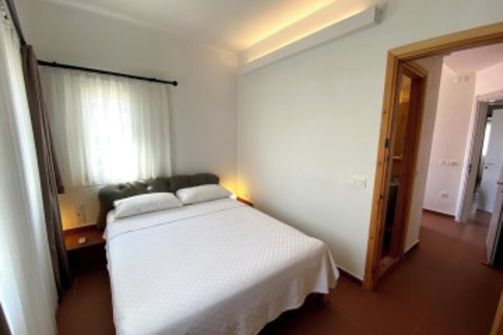 Room 16 of 85