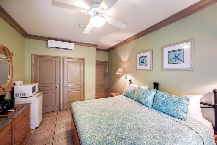 Room 22 of 152