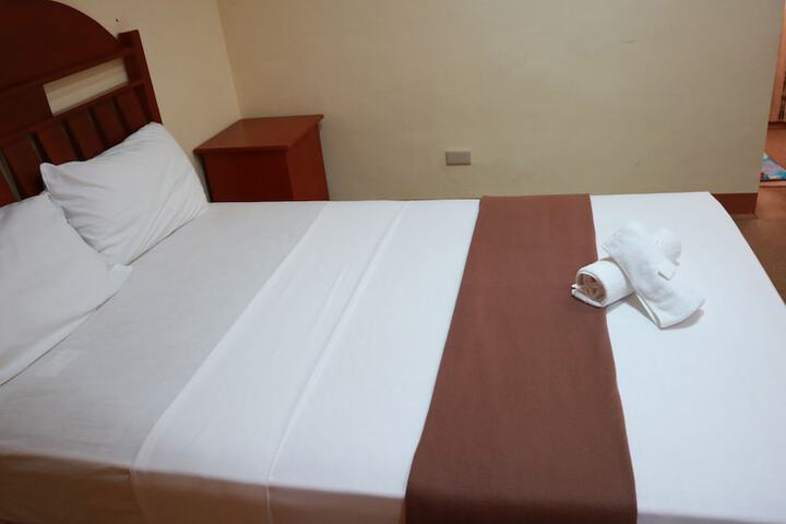 Room 8 of 45