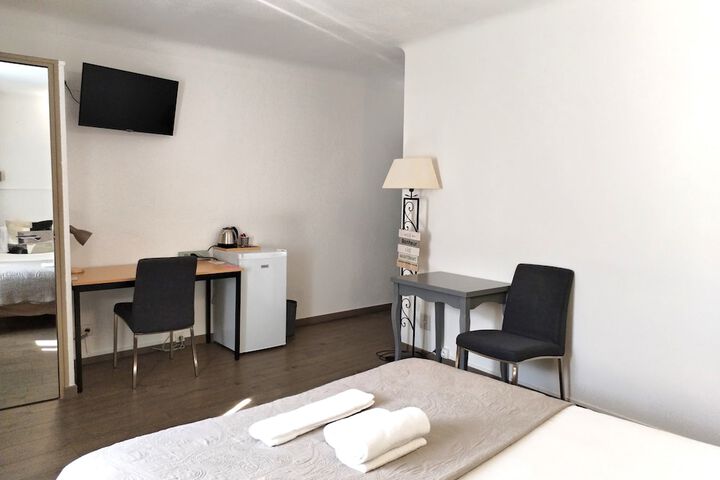 Room 10 of 47