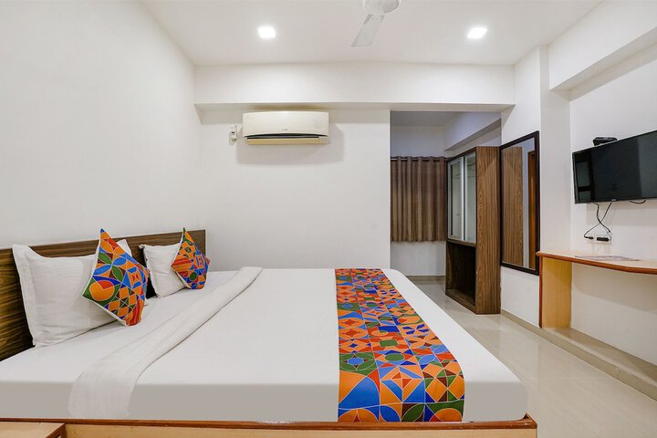 Room 16 of 31