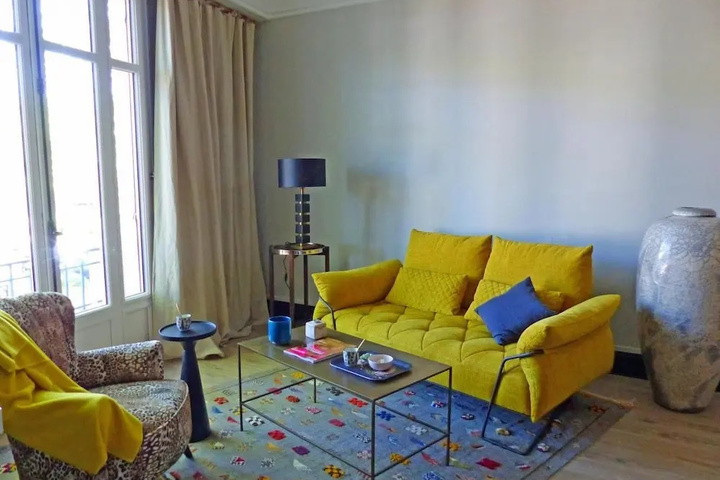 Room 3 of 9