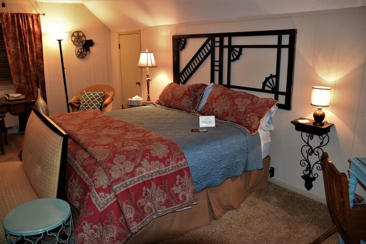 Room 2 of 29