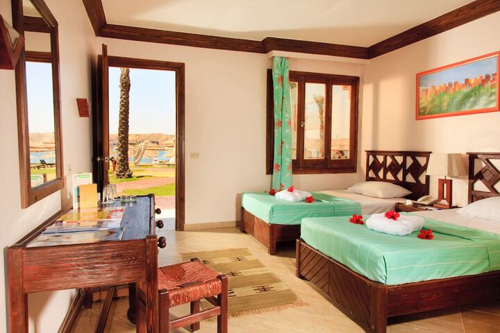 Room 3 of 47