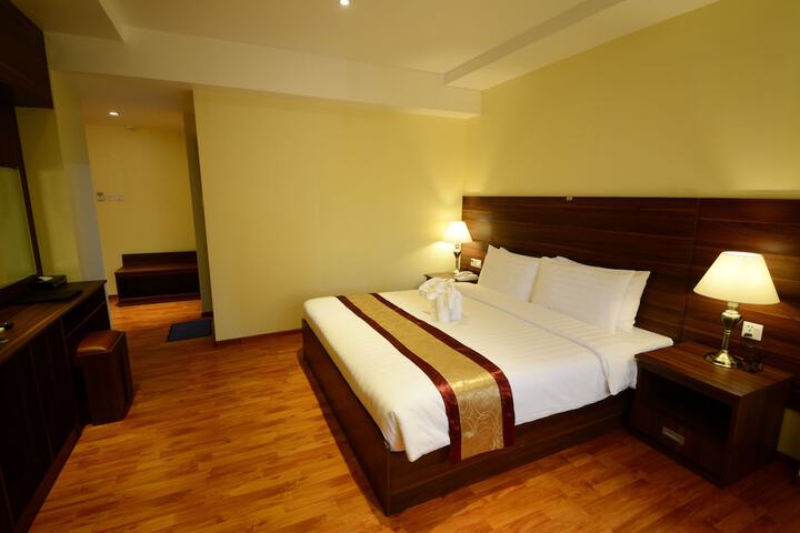 Room 15 of 43