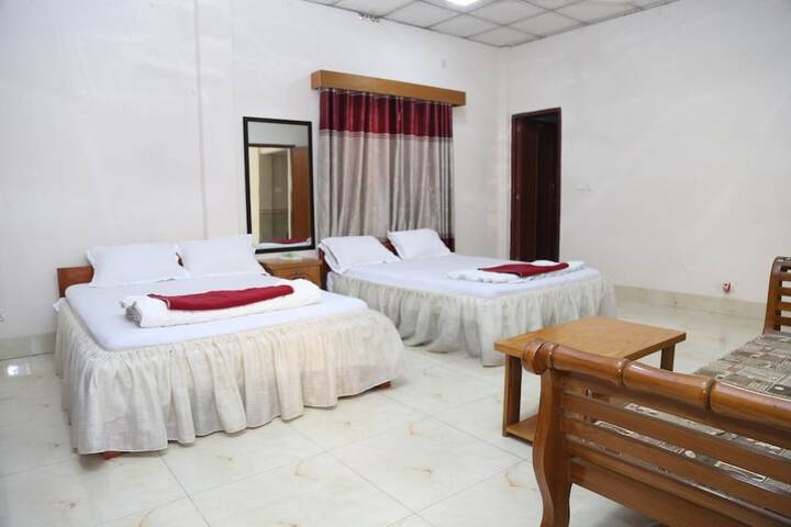 Room 4 of 29