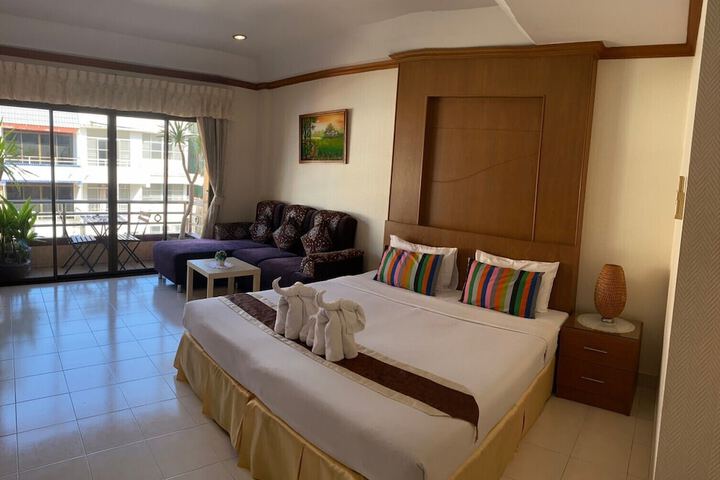 Room 20 of 84