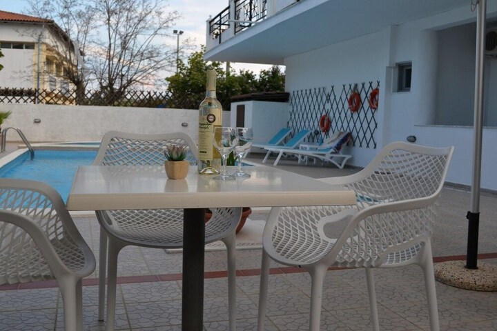 Terrace/Patio 29 of 32