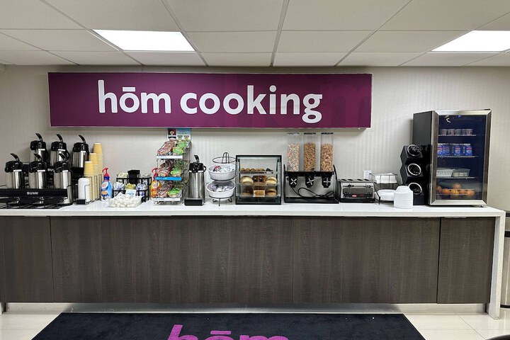 Breakfast area
