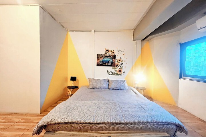 Room 17 of 94