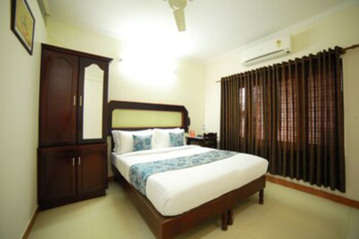 OYO 8331 Kodavath Residency