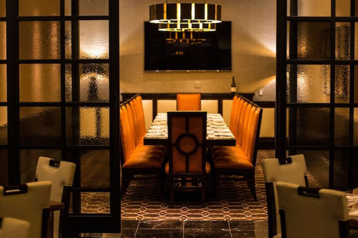 Dining 41 of 59