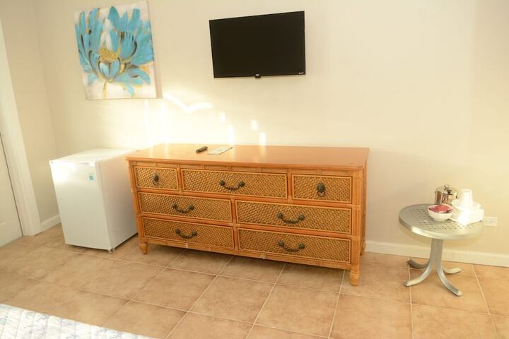 Room 14 of 42