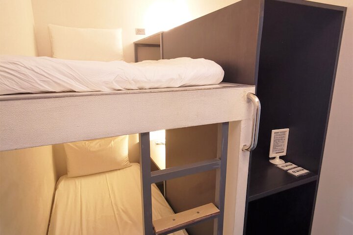 Room 26 of 44