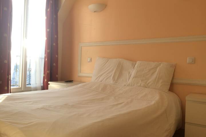 Room 8 of 61